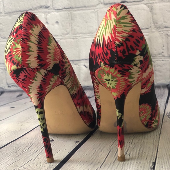 Pattern pointy heels - Picture 3 of 3